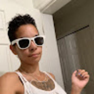 Meet your Posher, Riley